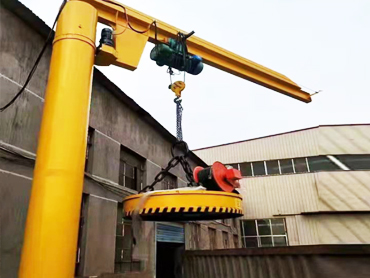 Posebna oprema: Cantilever Crane