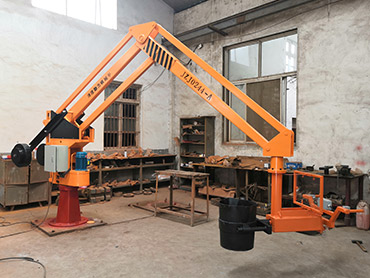 Polavtomatski stroj za litje