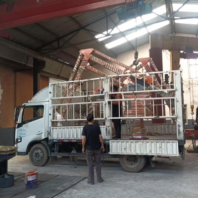 Casting manipulator v aplikaciji Foundries